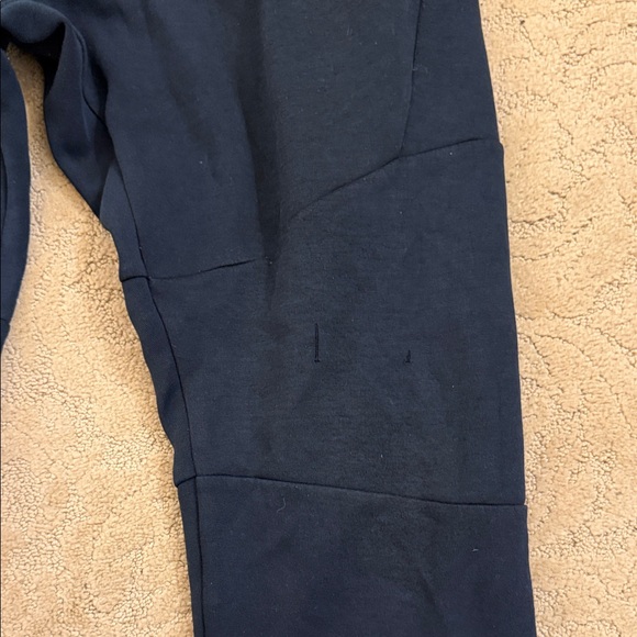 Nike Men's Black Jogger Pants - Picture 2 of 4
